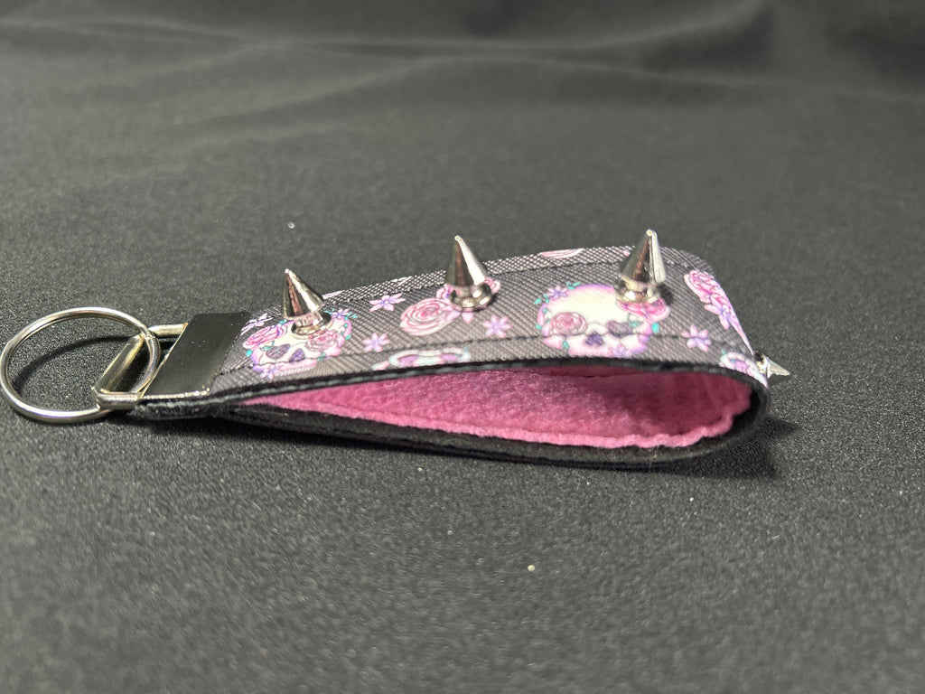 Spiked Brass Knuckles - 019