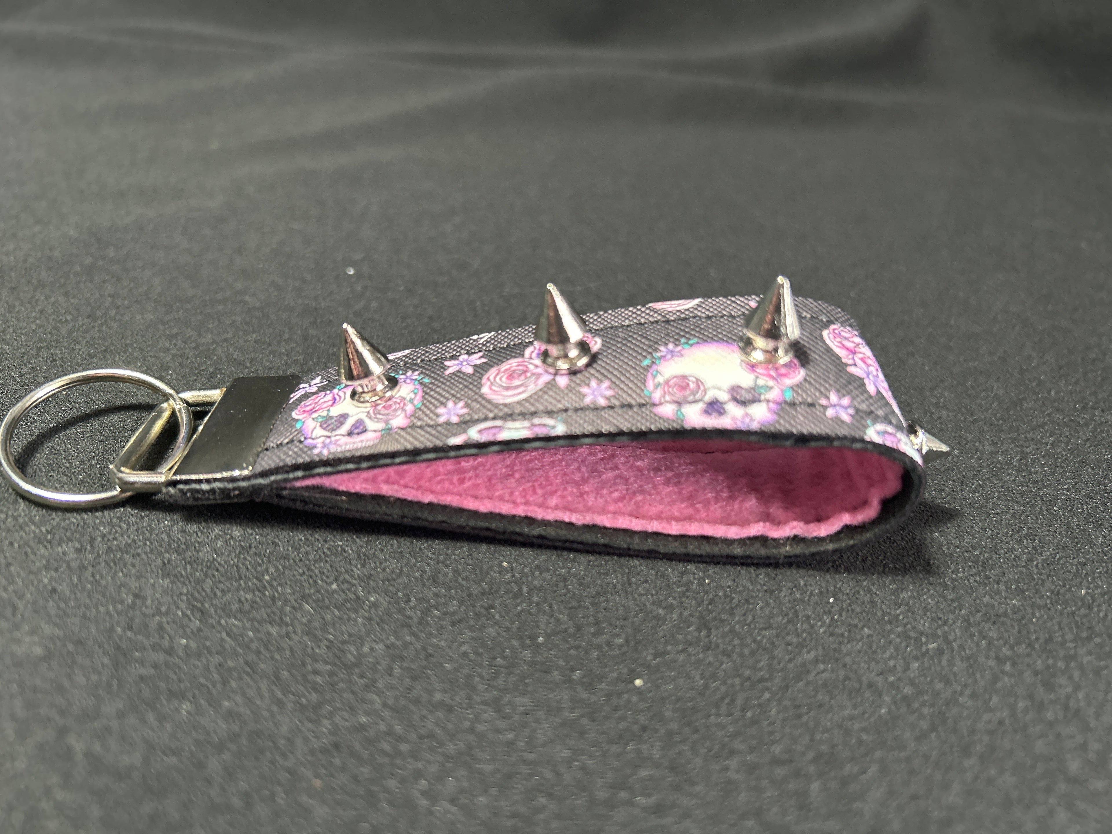 Spiked Brass Knuckles - 019
