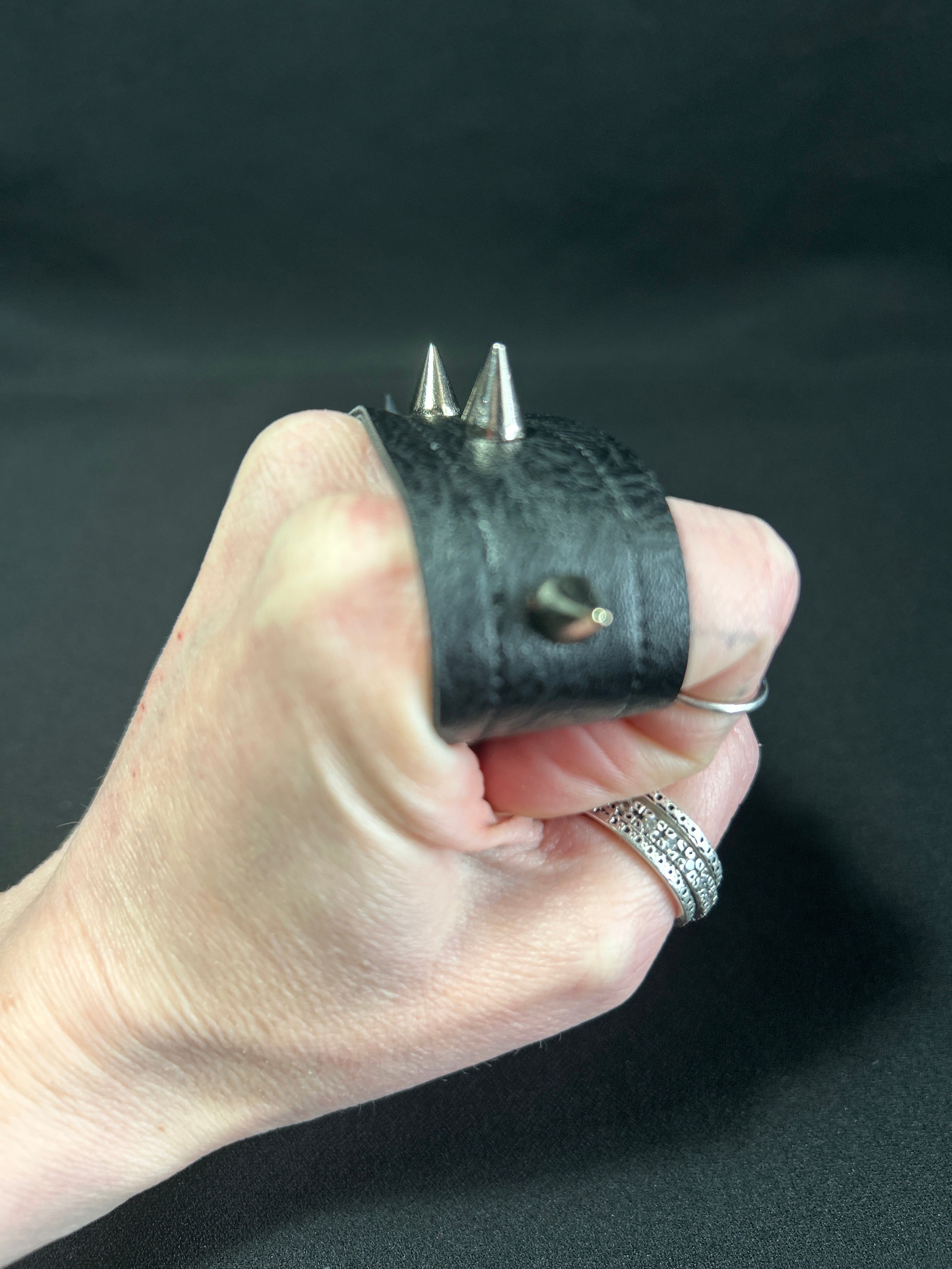 Spiked Brass Knuckles - 004