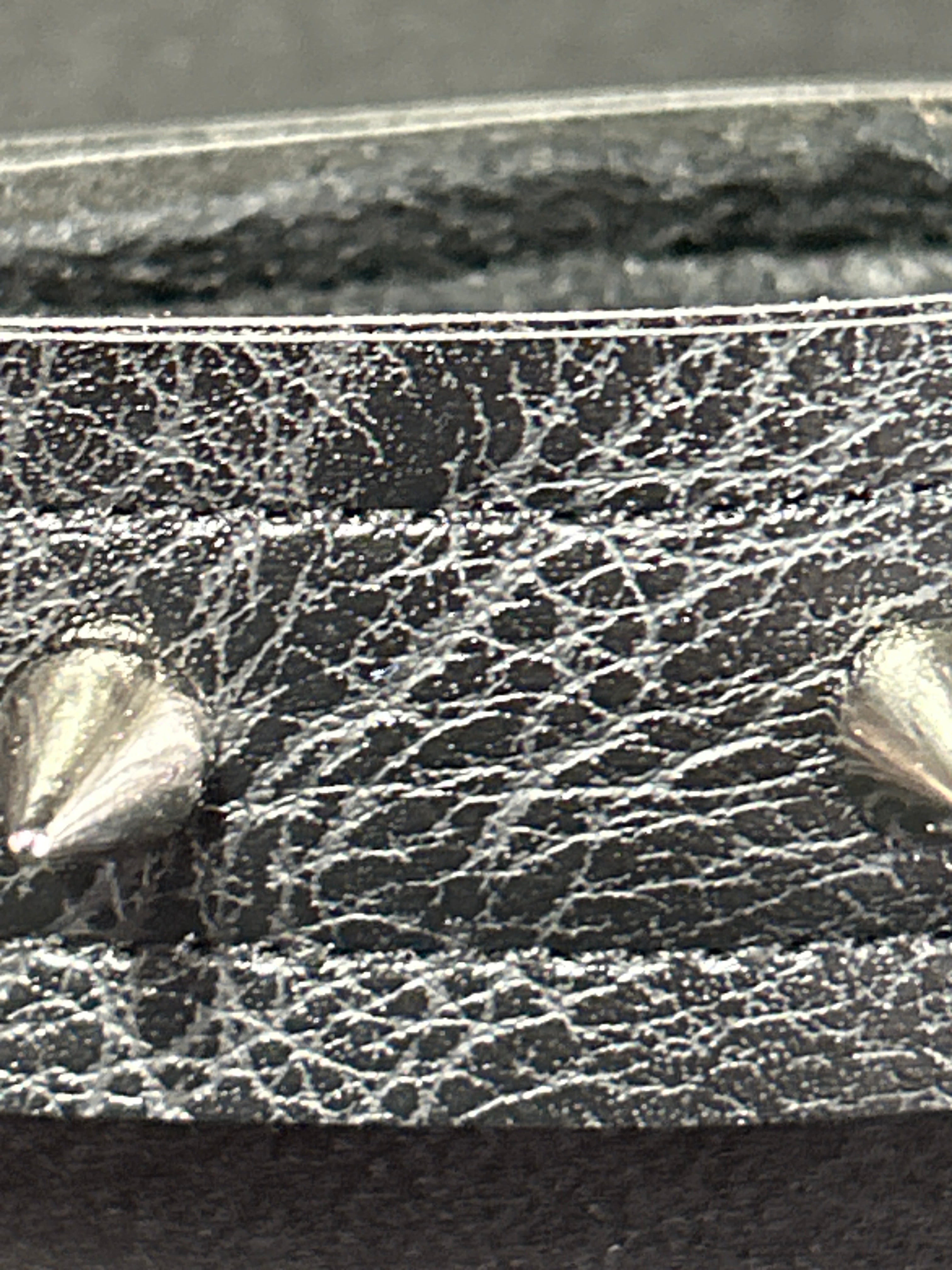 Spiked Brass Knuckles - 004