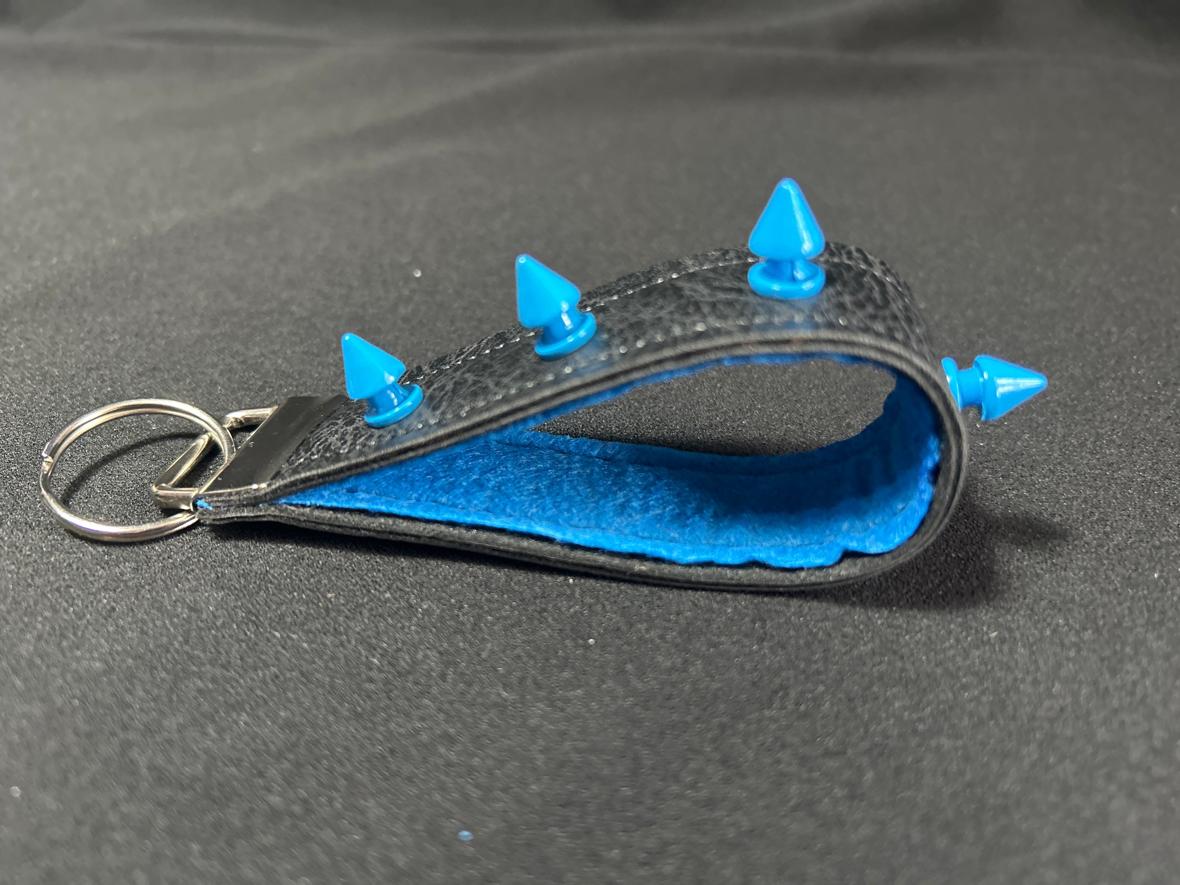 Spiked Brass Knuckles - 017
