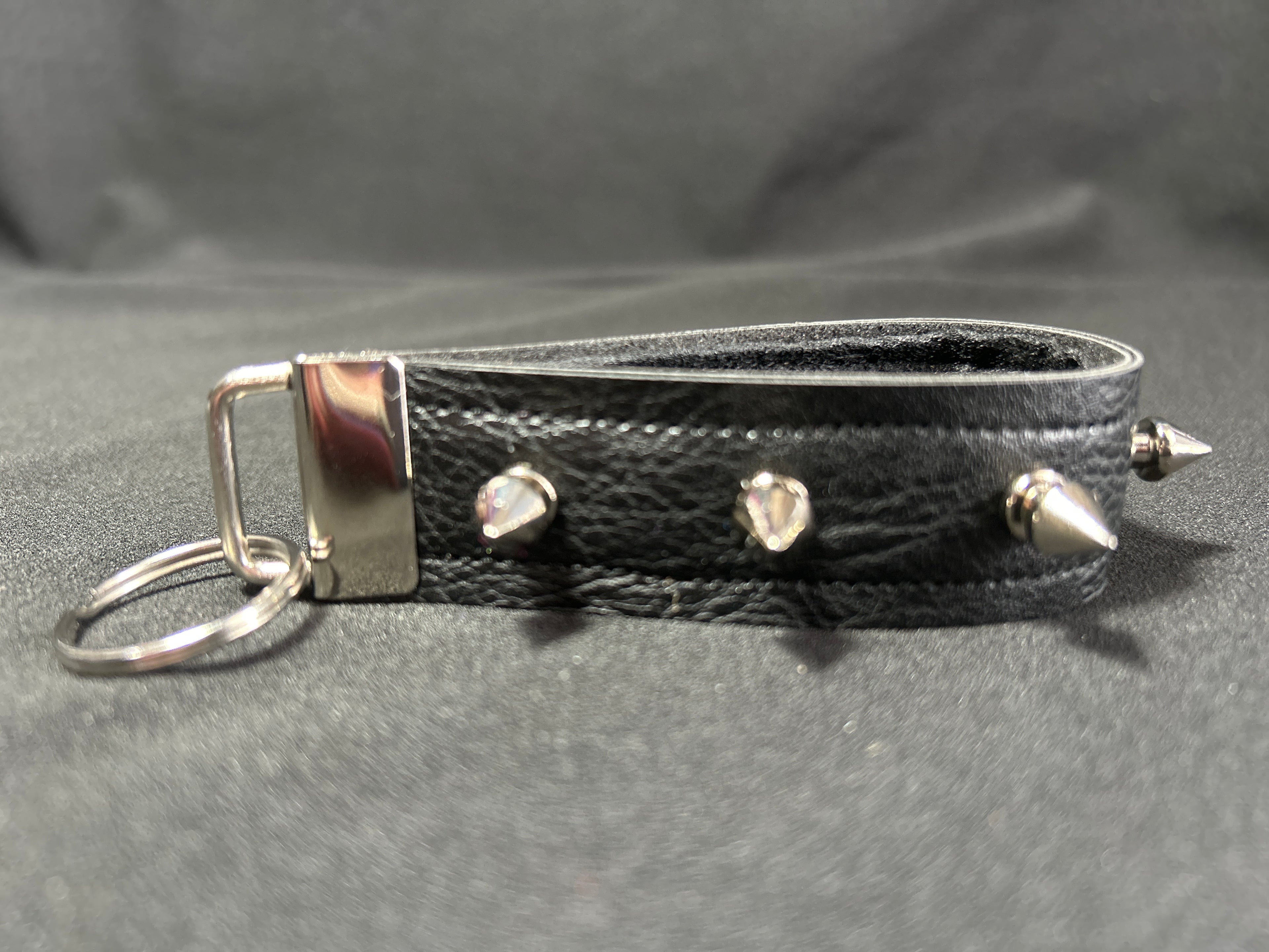 Spiked Brass Knuckles - 014