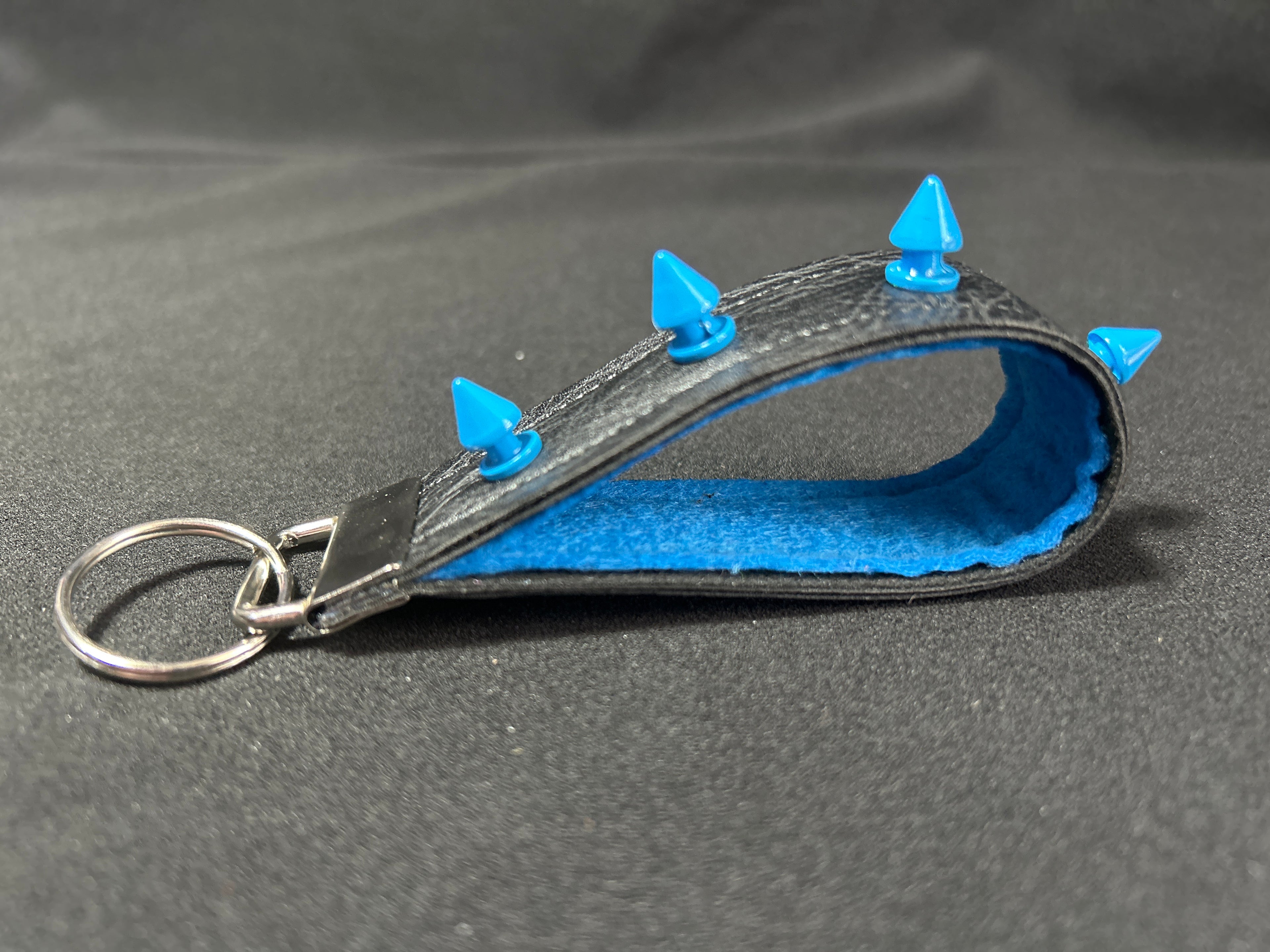 Spiked Brass Knuckles - 013
