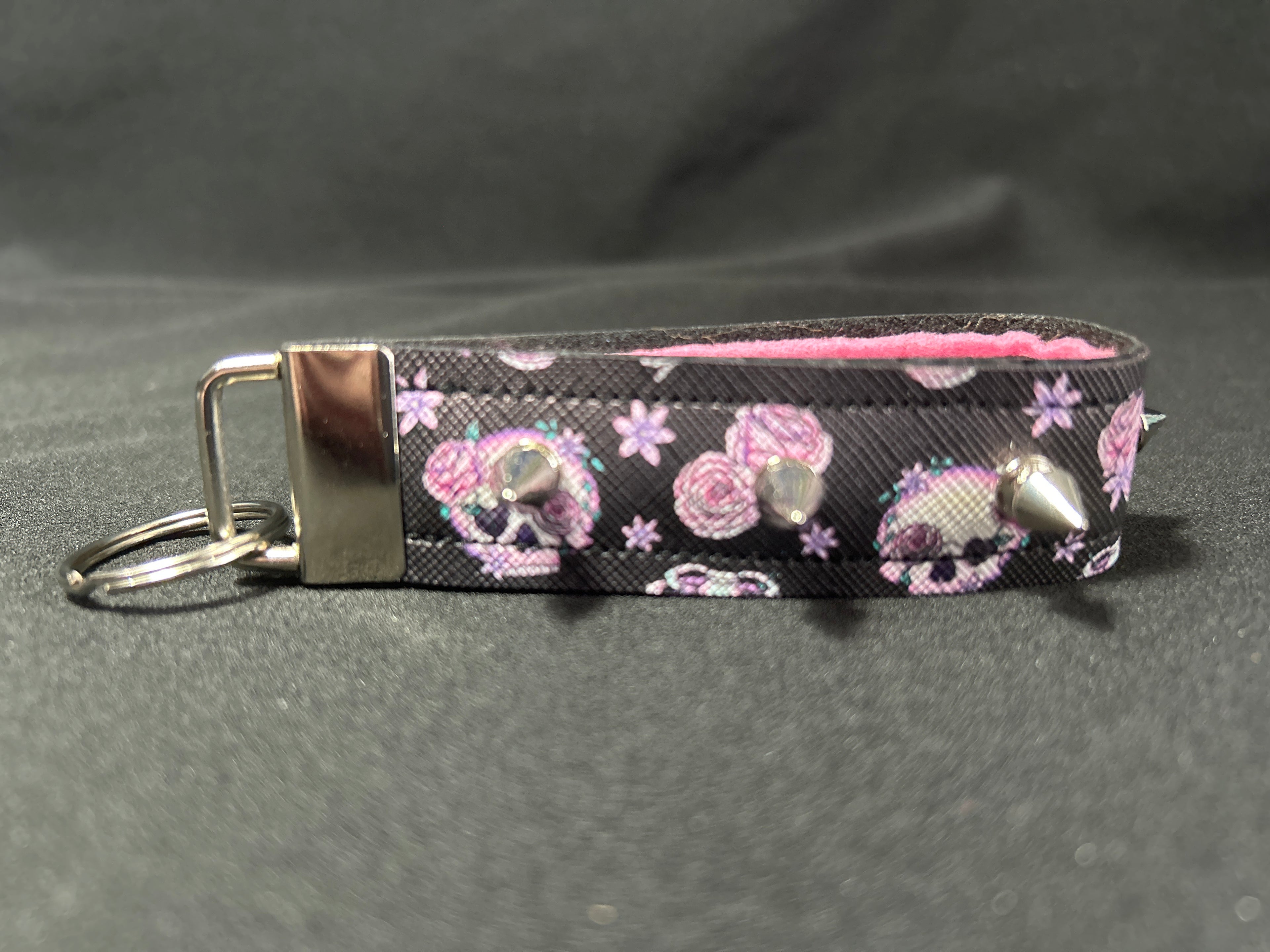 Spiked Brass Knuckles - 019