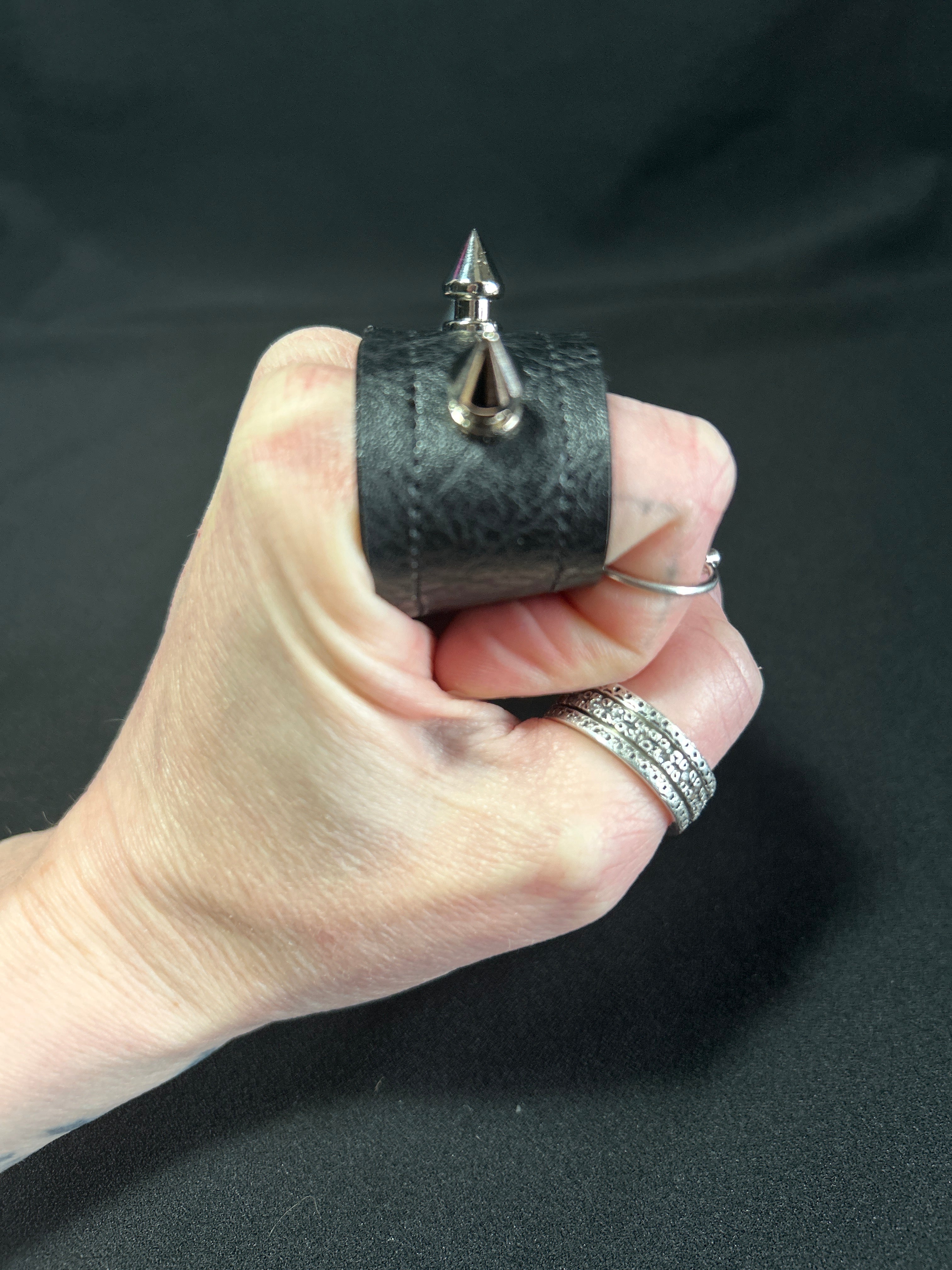 Spiked Brass Knuckles - 010