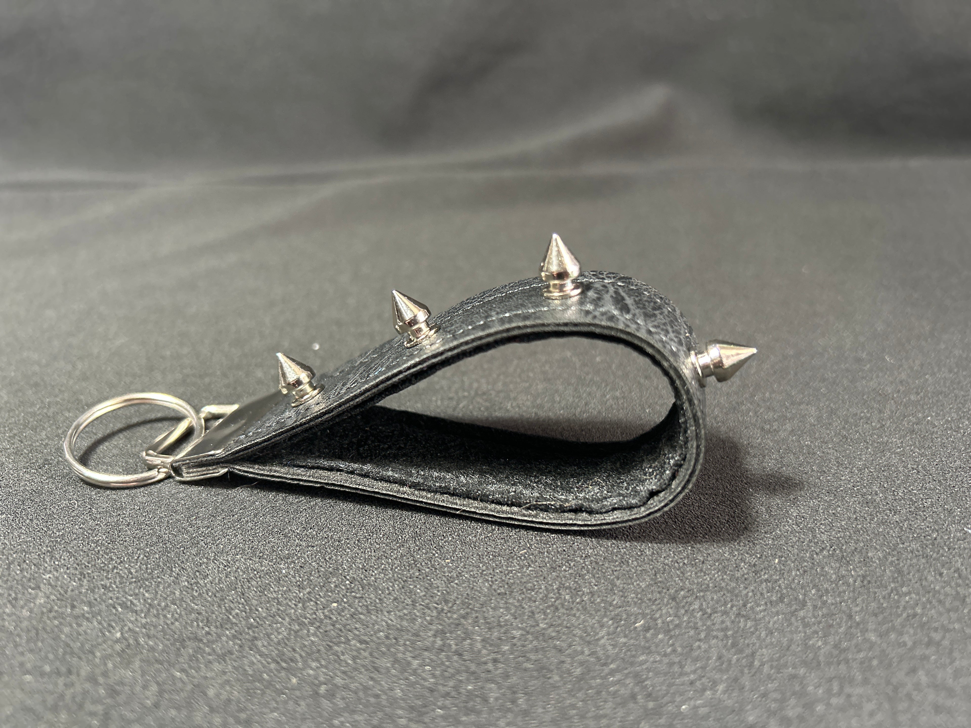 Spiked Brass Knuckles - 009