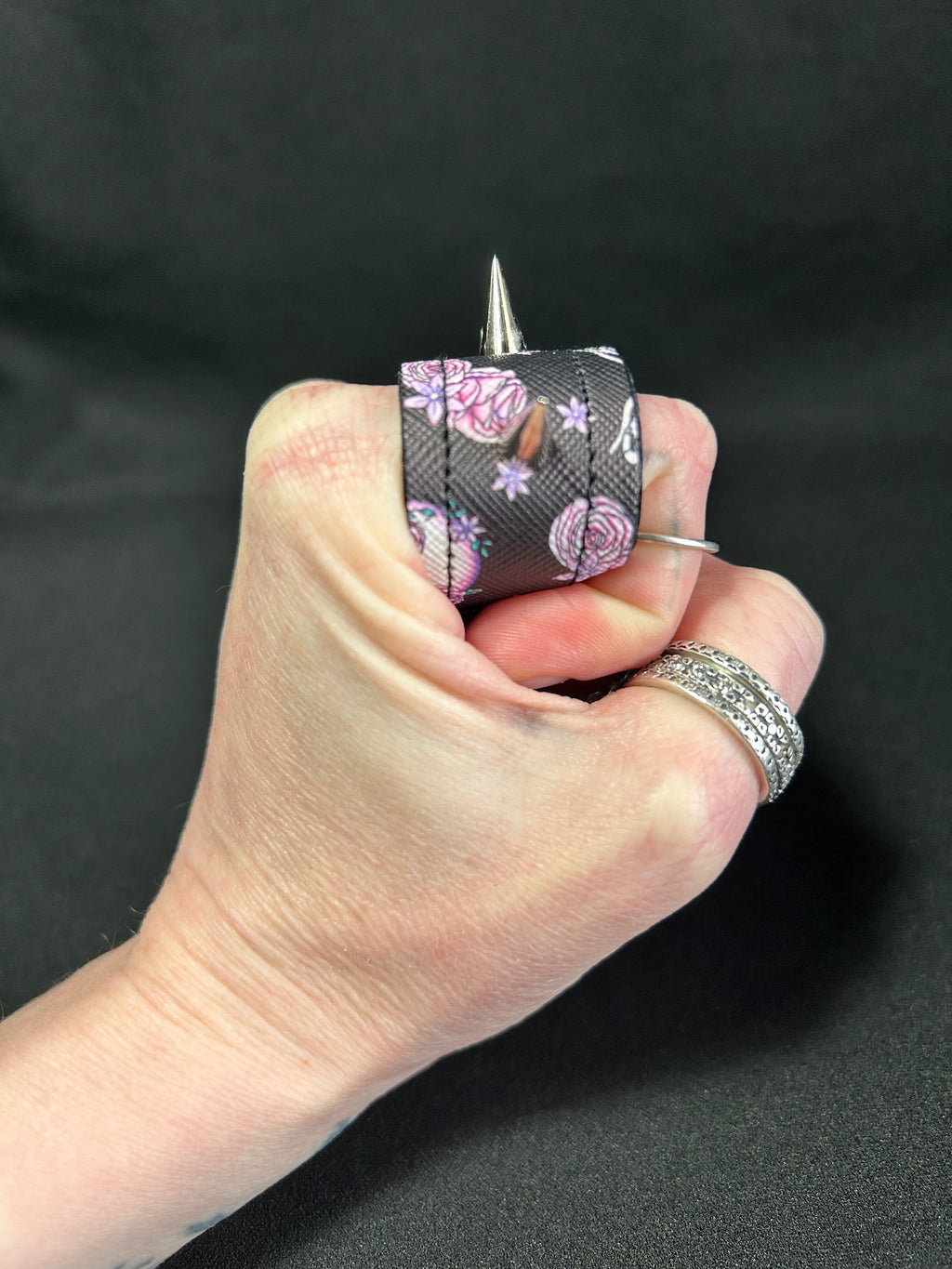 Spiked Brass Knuckles - 001